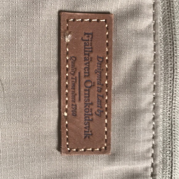 Fjallraven Briefpack—charcoal gray—cognac strap - Picture 3 of 5